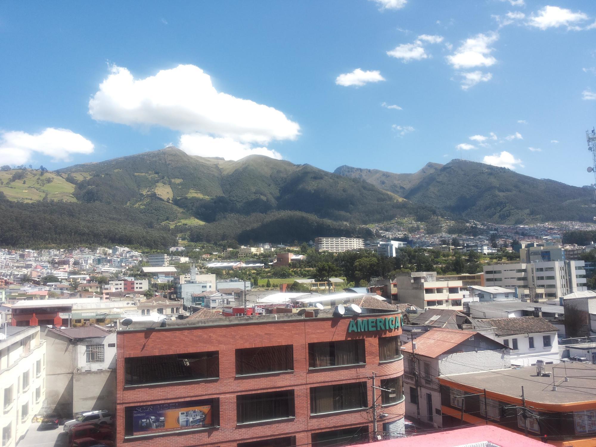 Hotel Lottus 基多 外观 照片