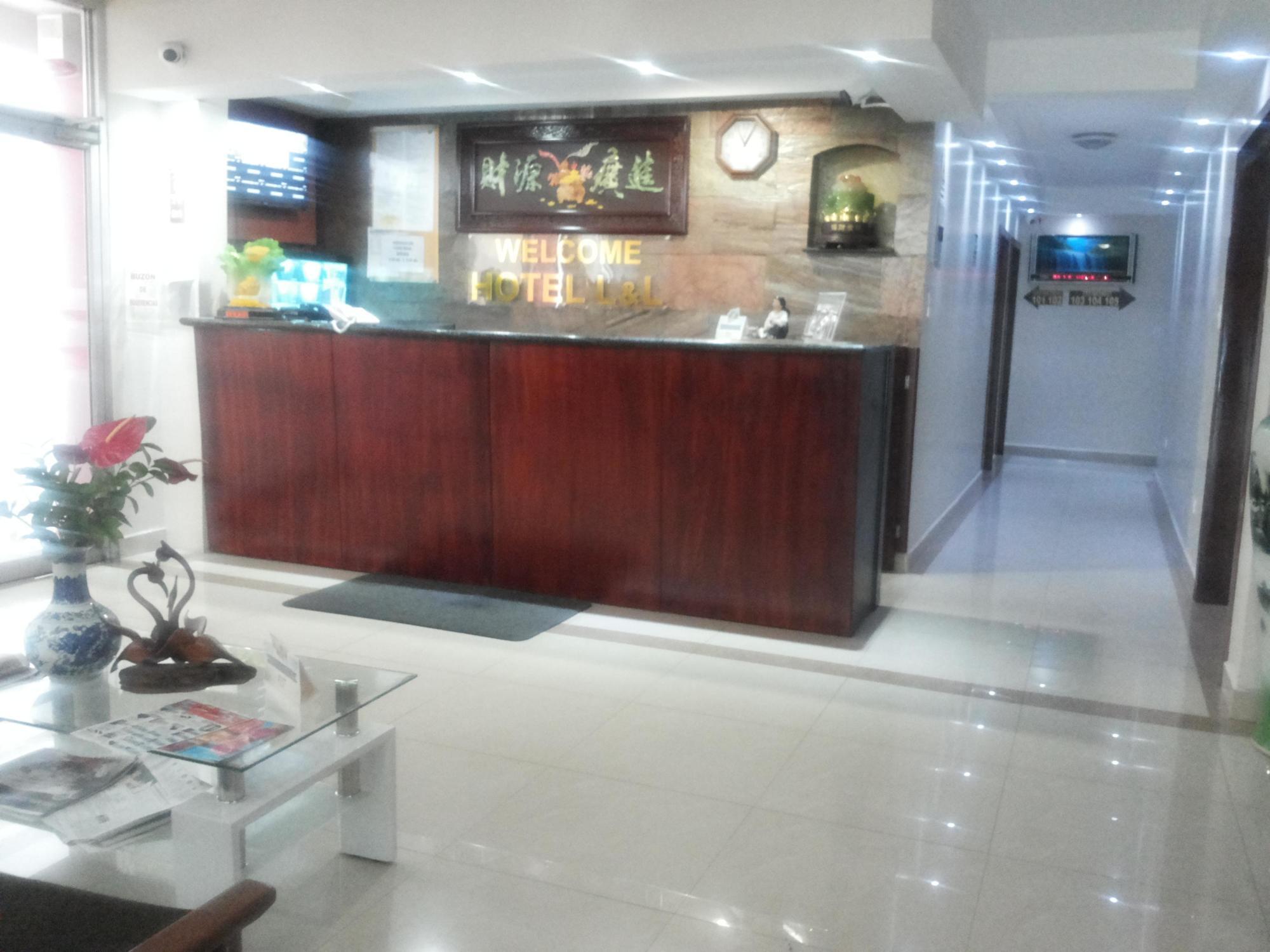 Hotel Lottus 基多 外观 照片