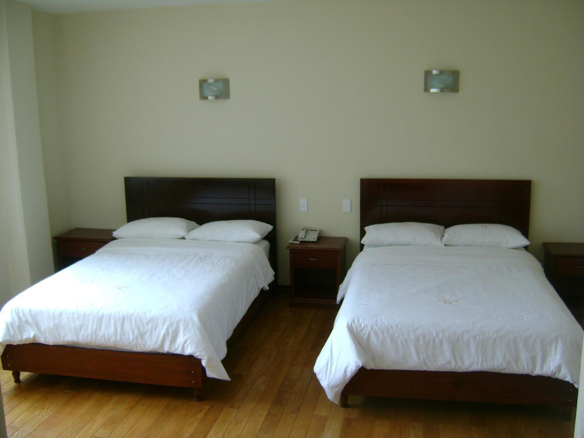 Hotel Lottus 基多 外观 照片